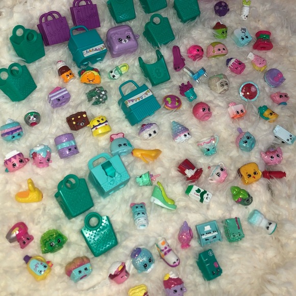 75 PC SHOPKINS - Picture 4 of 7